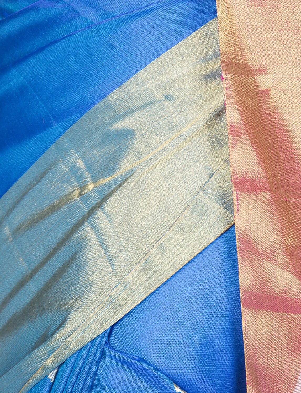 Blue Kanchipuram Silk Saree with elegant motifs and dark pink pallu